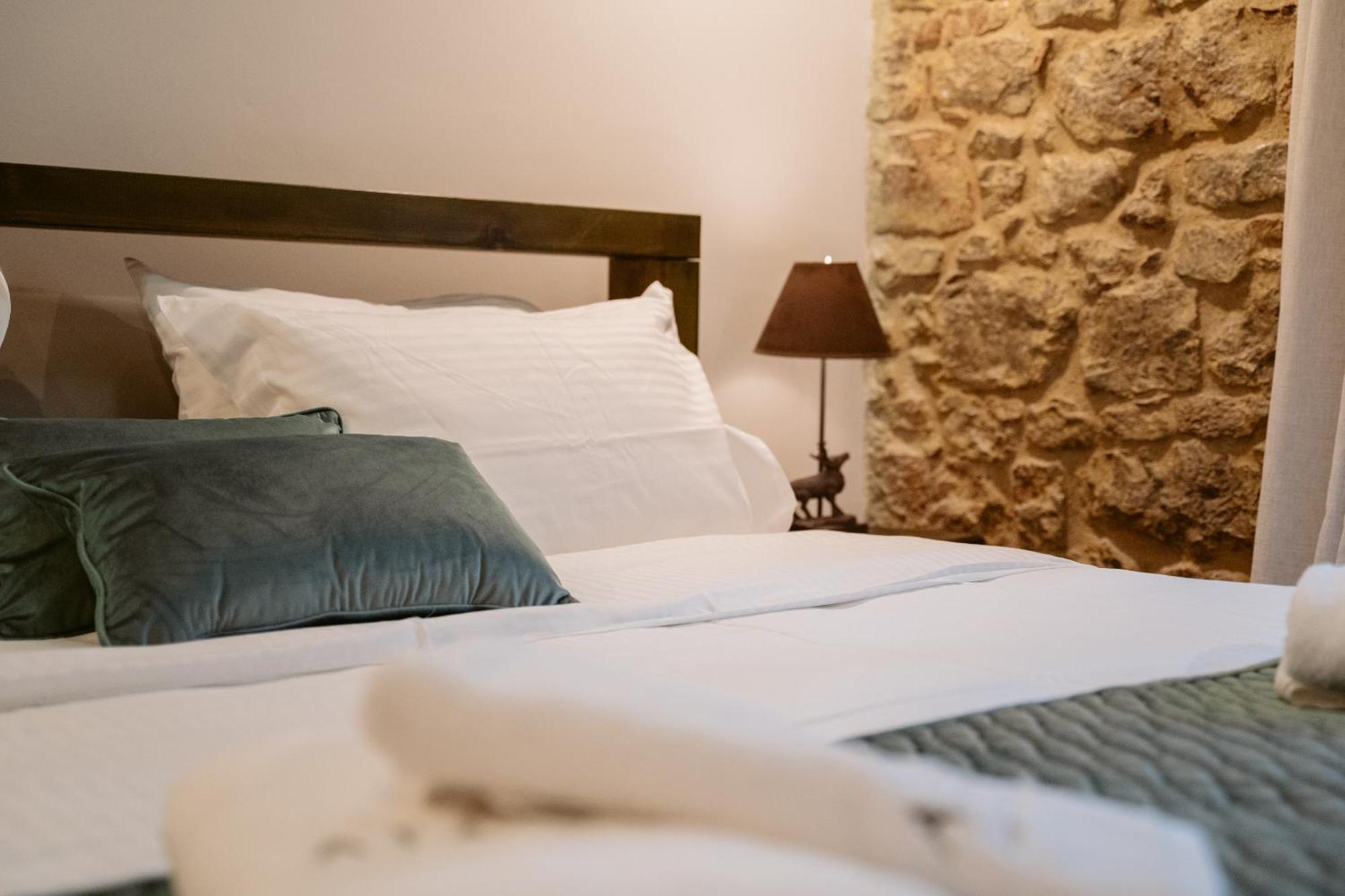 Afanos Guesthouse 아라초바 외부 사진