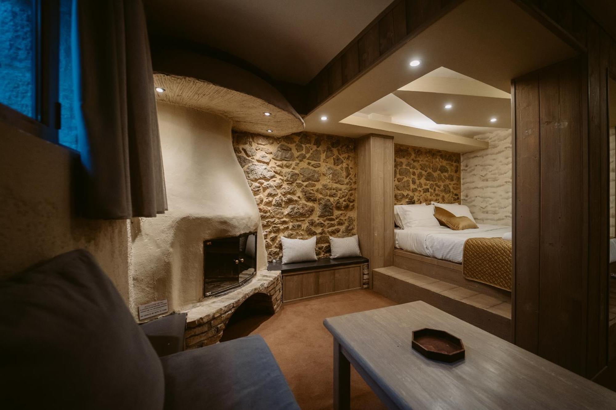 Afanos Guesthouse 아라초바 외부 사진